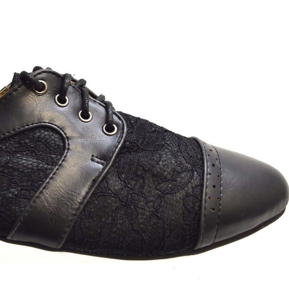CA collection by Carrini Women's OXFORDS Size 8.5M